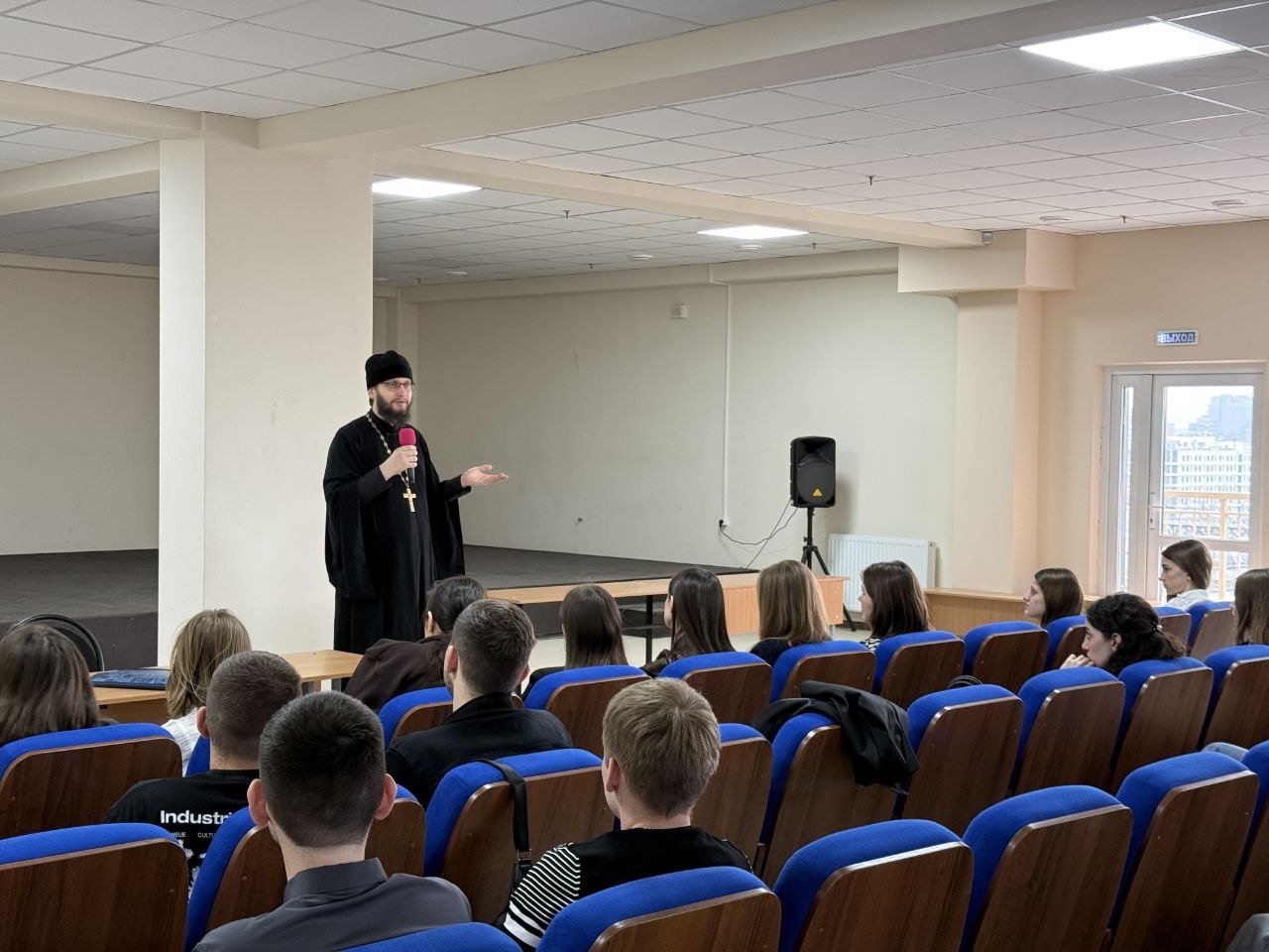 Настоятель провел цикл лекций для студентов Северо-Кавказского филиала Российского государственного университета правосудия