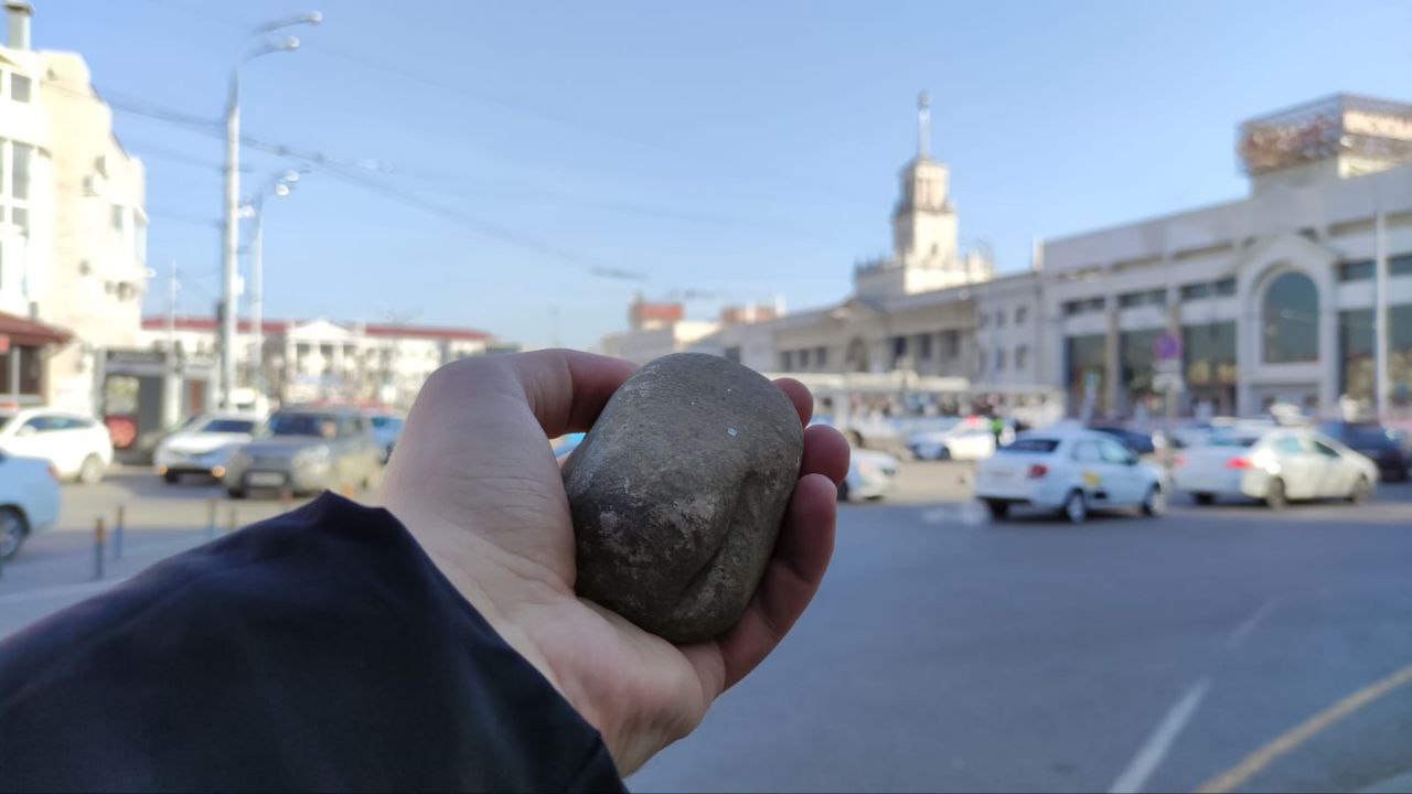 Второй камень из Иверии доставили в Иоанно-Юрьевский храм