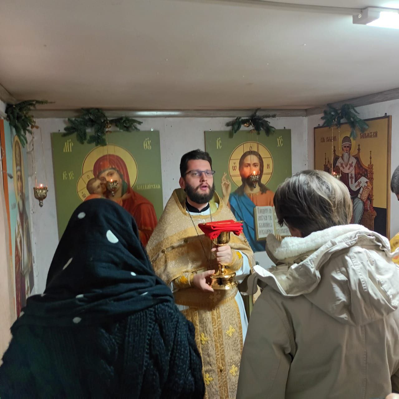 Первая Литургия и праздник Рождества